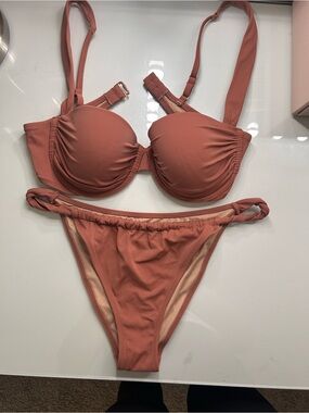 Target shade & shore underwire bikini